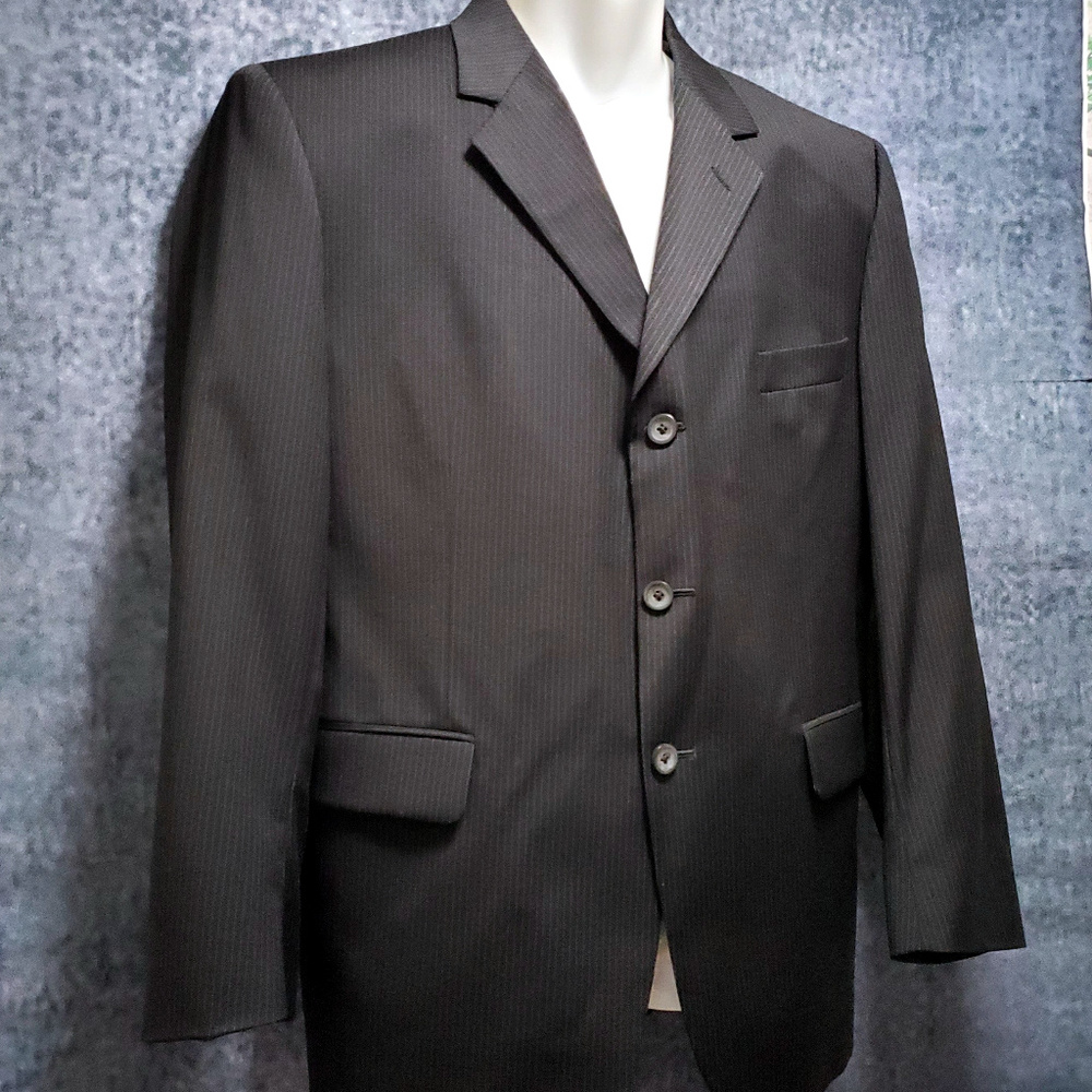 J Ferrar Black Pinstriped 7 Pockets Wool Blazer